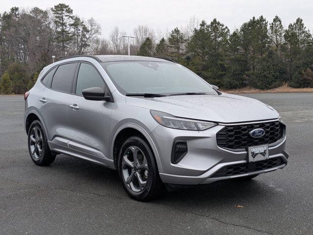 Certified 2024 Ford Escape ST-Line w/ Tech Pack #1 image 7