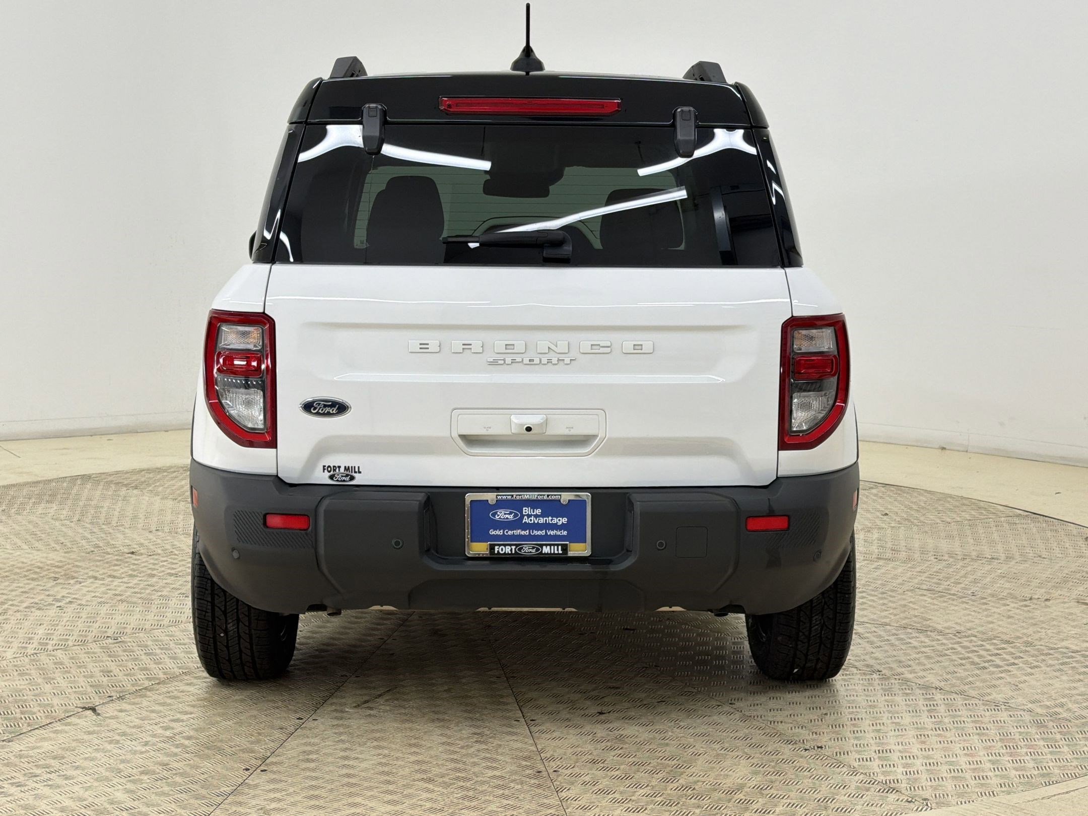 Certified 2025 Ford Bronco Sport Outer Banks w/ Outer Banks Tech Package+ AWD/4WD image 10