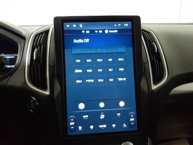 Certified 2024 Ford Edge SEL w/ Convenience Package AWD/4WD image 4
