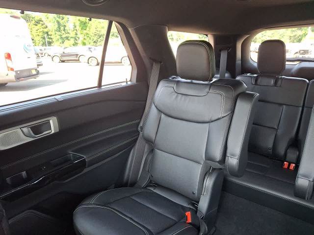 Certified 2022 Ford Explorer ST w/ Equipment Group 401A AWD/4WD image 12