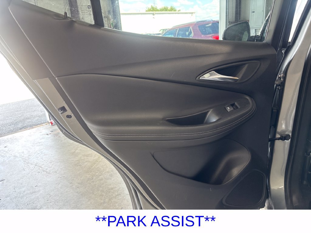 Used 2025 Buick Encore GX Preferred FWD image 24