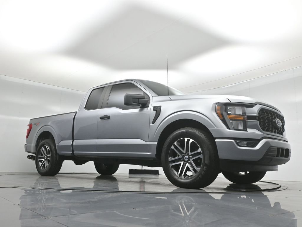 Certified 2023 Ford F150 XL w/ STX Appearance Package image 4