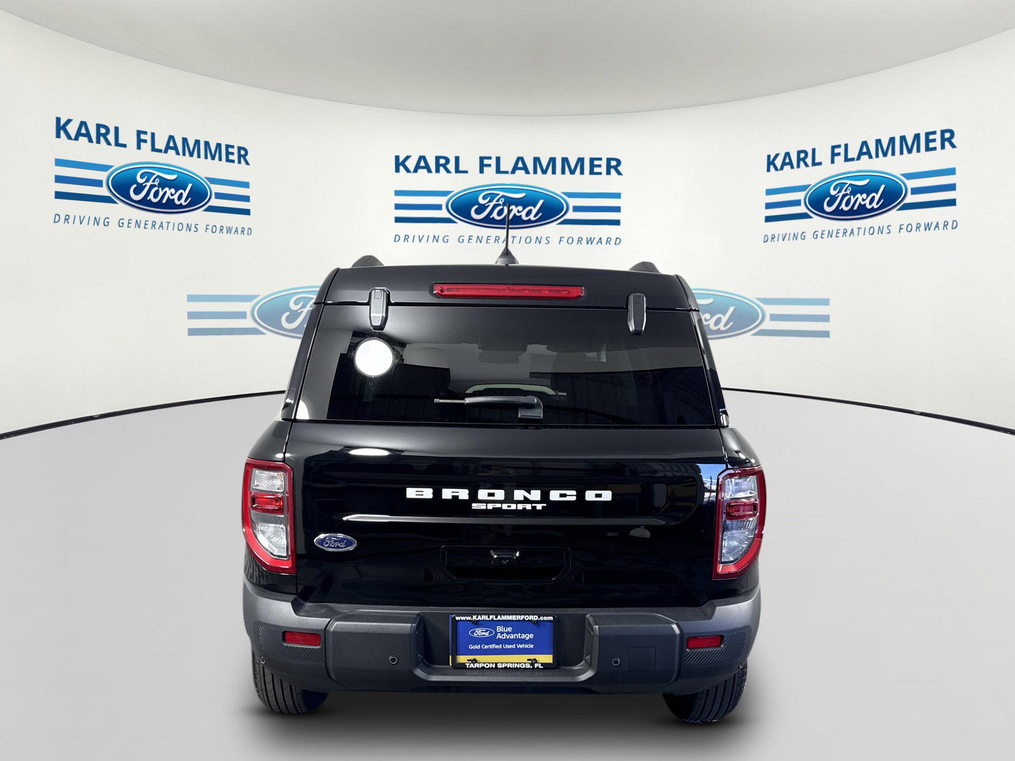 Certified 2025 Ford Bronco Sport Outer Banks w/ Outer Banks Tech Package+ AWD/4WD image 4