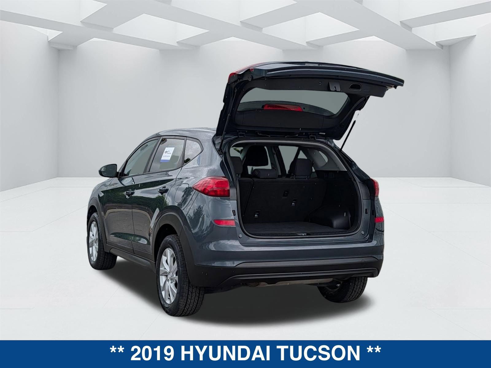 Used 2019 Hyundai Tucson SE video 3