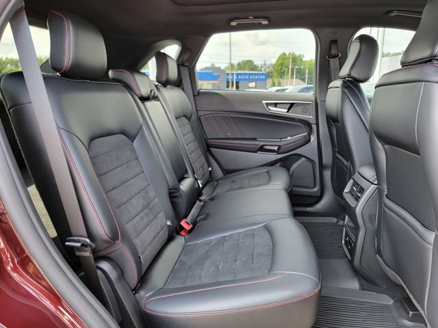Certified 2024 Ford Edge ST-Line AWD/4WD image 23