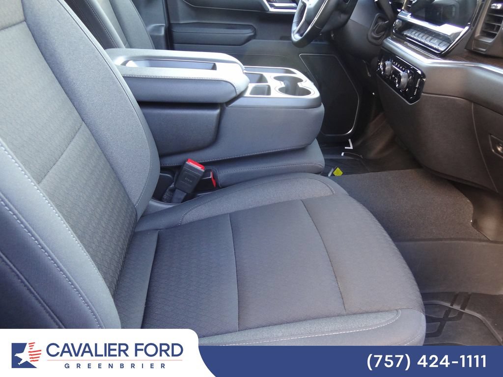 Used 2024 Chevrolet Silverado 1500 LT AWD/4WD image 19