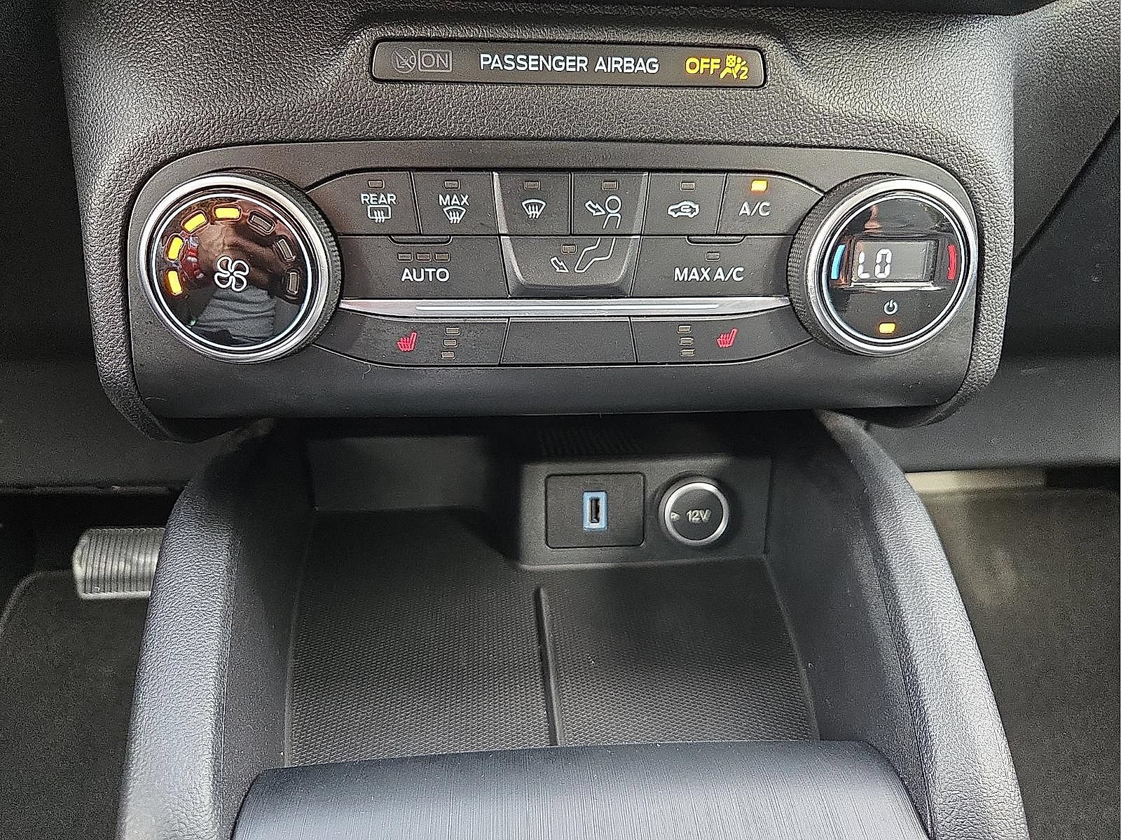 Certified 2020 Ford Escape SE FWD image 17