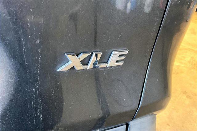 Used 2020 Toyota RAV4 XLE image 8