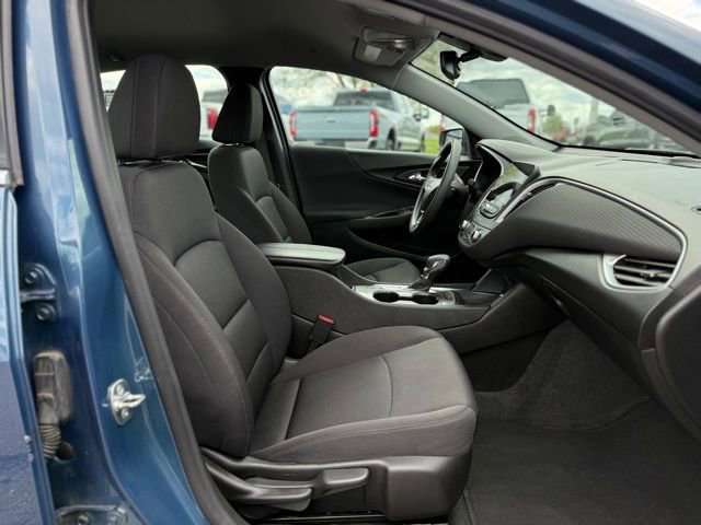 Used 2024 Chevrolet Malibu LT FWD image 12