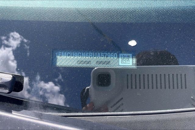 Certified 2024 Ford Escape Active AWD/4WD image 35