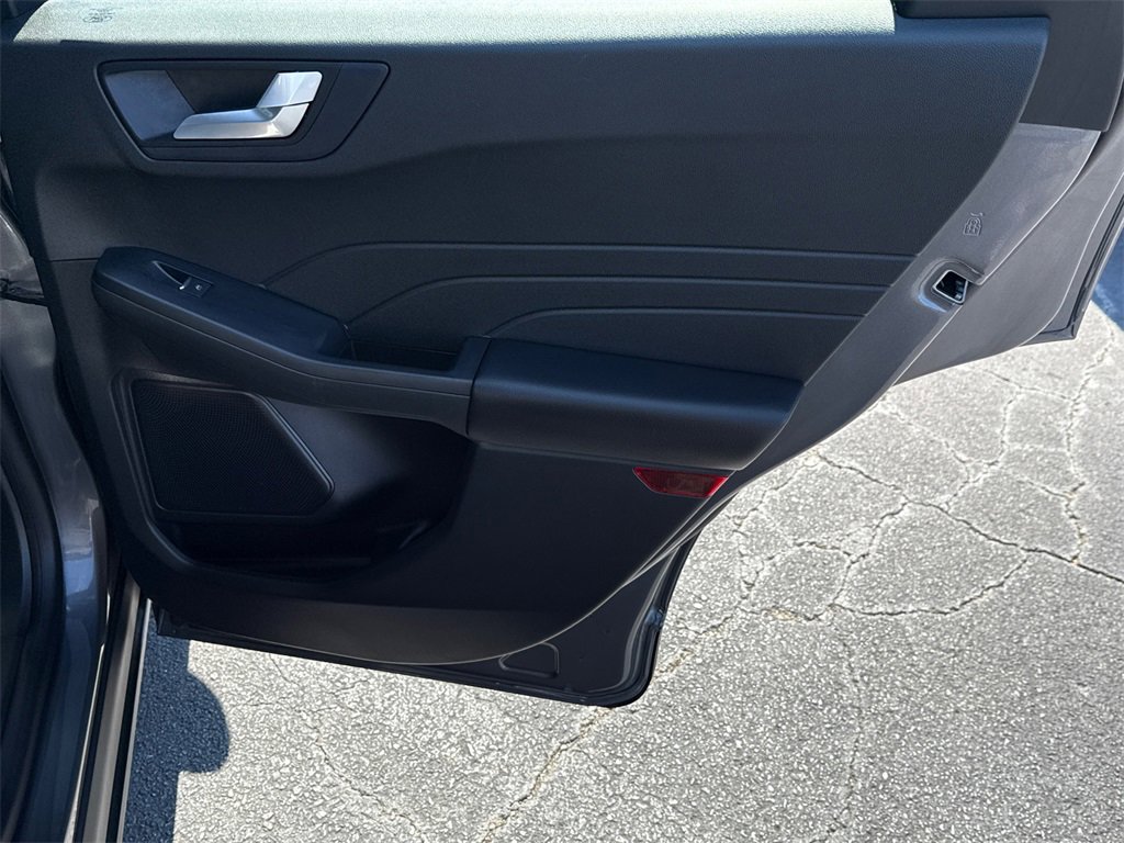Certified 2023 Ford Escape Platinum image 16