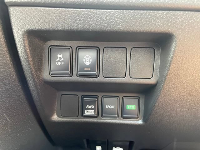 Used 2020 Nissan Rogue Sport S AWD/4WD image 12