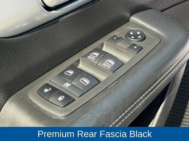 Used 2022 Chrysler Pacifica Touring-L w/ S Appearance Package AWD/4WD image 12
