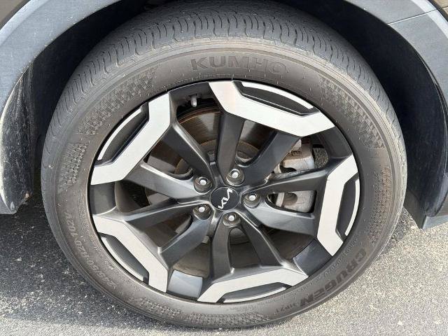 Used 2025 Kia Telluride S FWD image 6