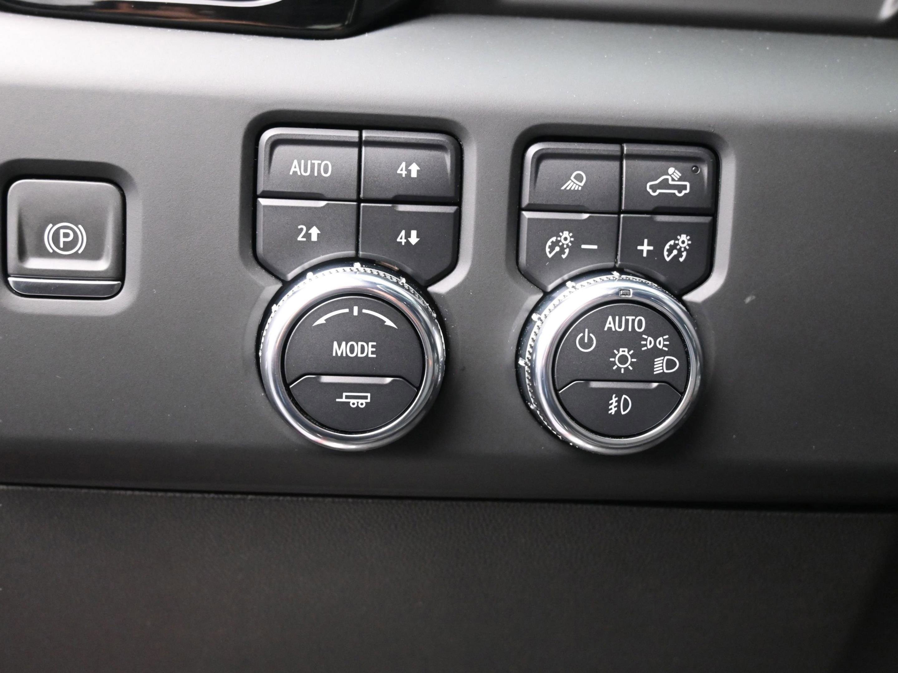 Used 2024 GMC Sierra 2500 AT4 w/ AT4 Premium Plus Package image 44