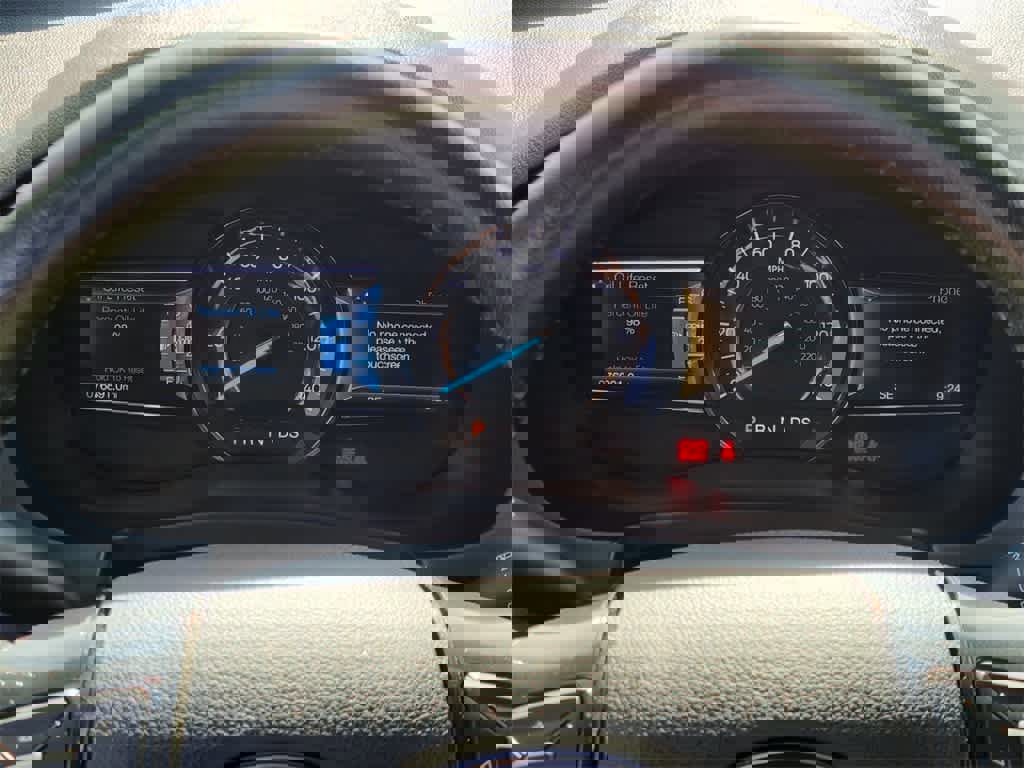 Certified 2019 Ford Explorer XLT w/ Equipment Group 201A image 23