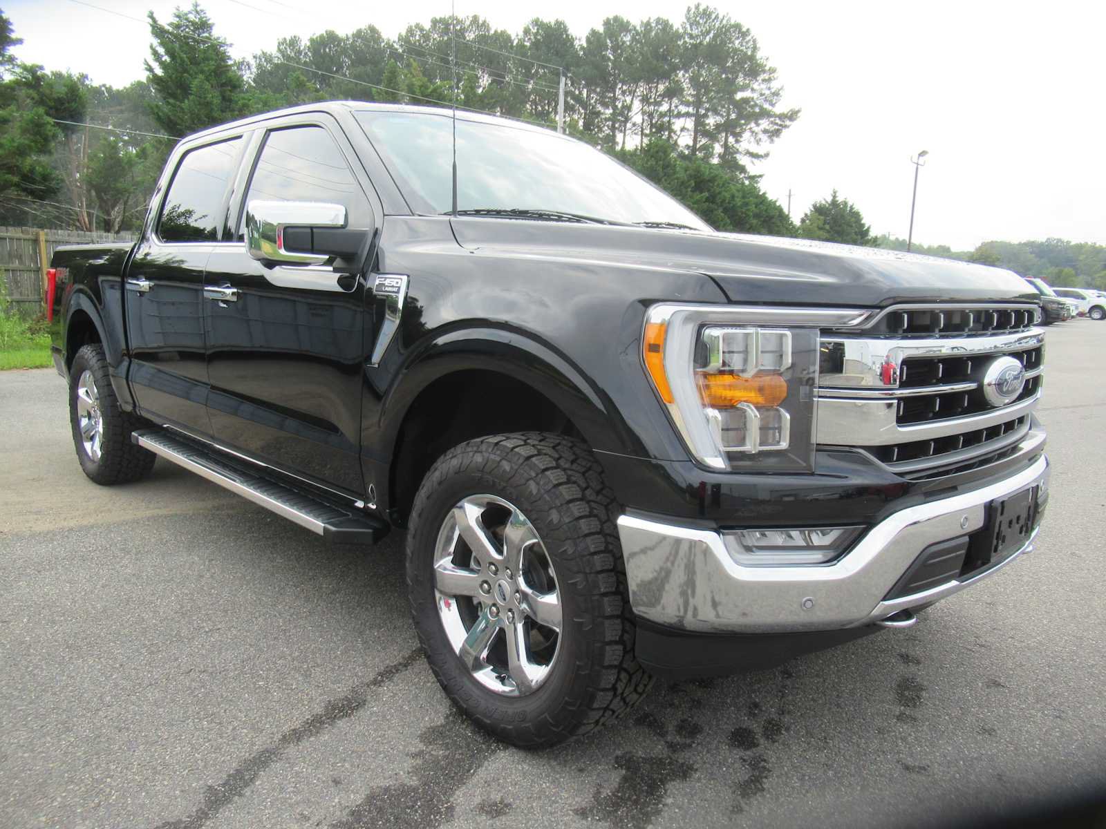 Certified 2023 Ford F150 Lariat w/ Trailer Tow Package AWD/4WD image 3