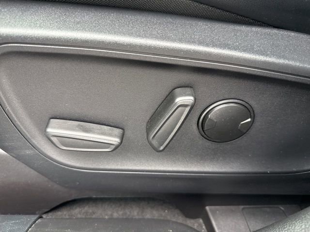 Certified 2024 Ford Escape ST-Line w/ Equipment Group 301A image 15