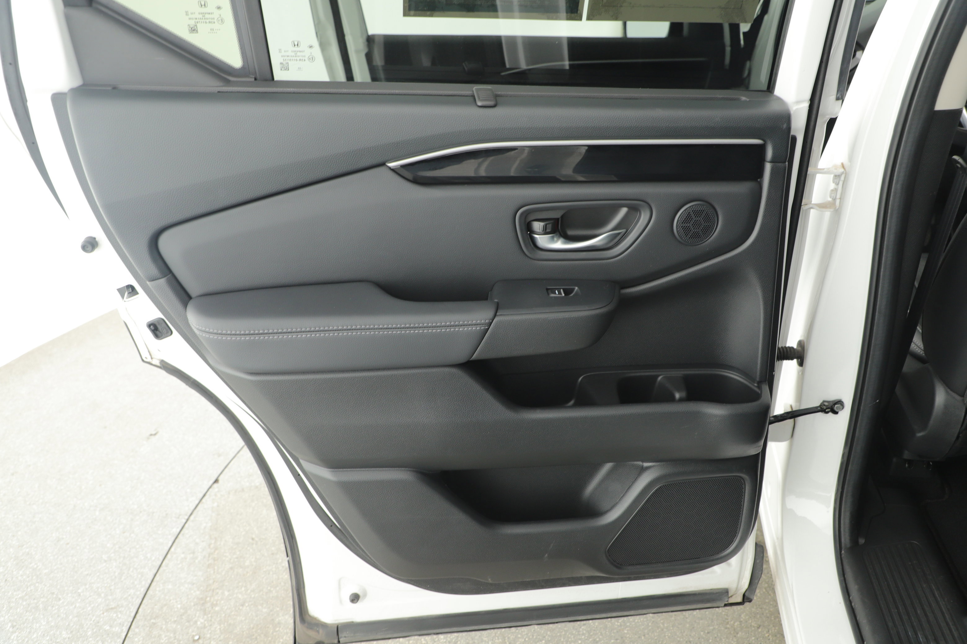 Used 2023 Honda Pilot EX-L image 9