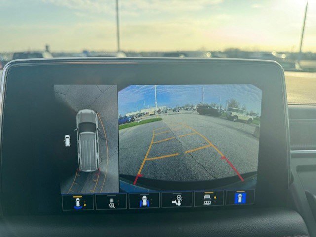 Used 2022 Chevrolet Tahoe RST w/ Luxury Package image 22