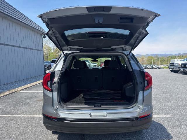 Used 2024 GMC Terrain SLE w/ Elevation Edition AWD/4WD image 23