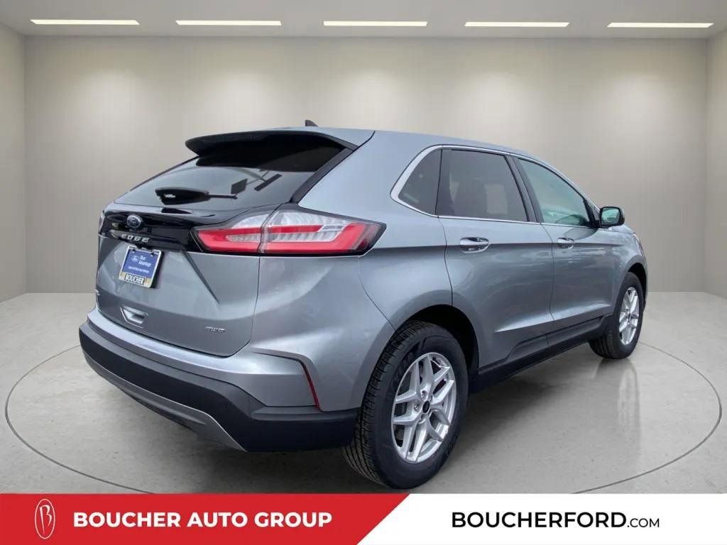 Certified 2023 Ford Edge SEL image 9