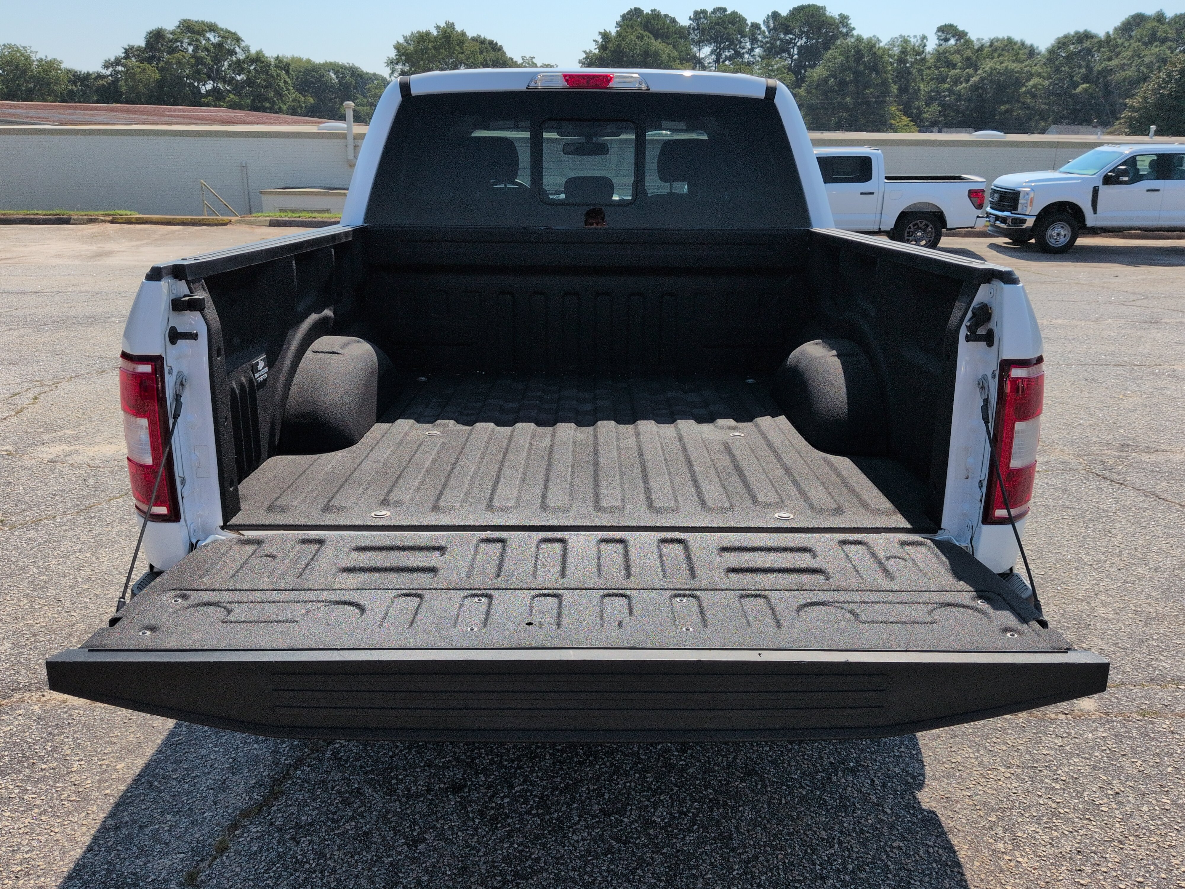 Certified 2020 Ford F150 XLT w/ Equipment Group 302A Luxury RWD image 11