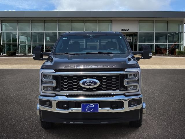 Certified 2025 Ford F350 Lariat w/ Lariat Ultimate Package AWD/4WD image 2
