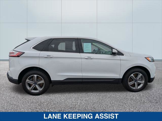 Certified 2022 Ford Edge SEL w/ Convenience Package image 2
