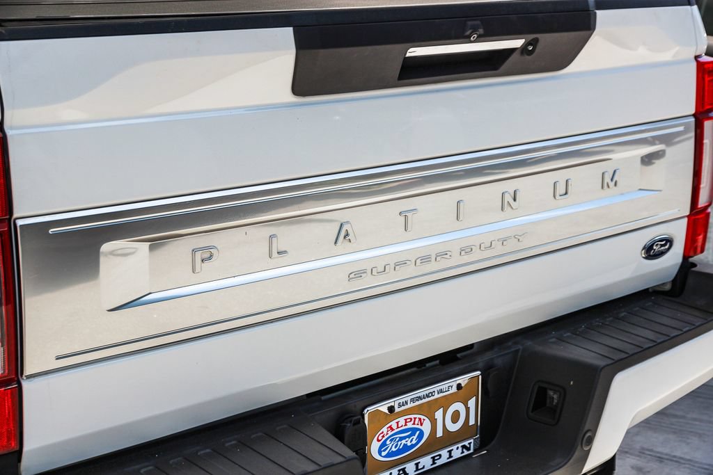 Certified 2022 Ford F450 Platinum w/ FX4 Off-Road Package AWD/4WD image 8