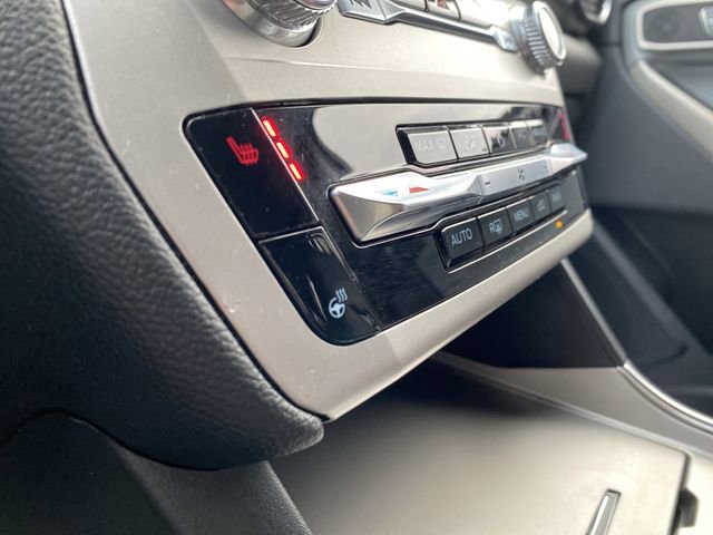 Certified 2022 Ford Explorer XLT w/ Equipment Group 202A image 12