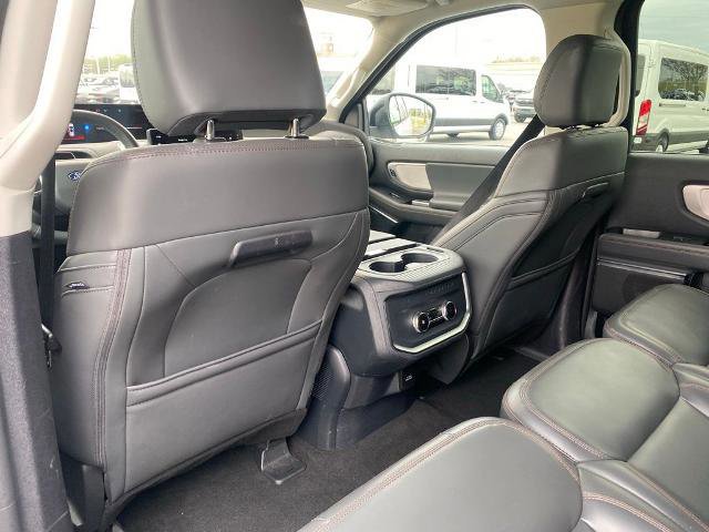Certified 2025 Ford Expedition Active AWD/4WD image 31