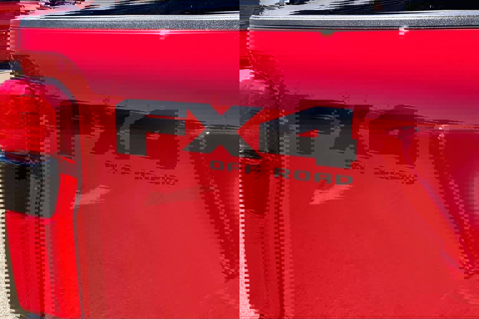 Certified 2023 Ford F250 Lariat w/ Lariat Ultimate Package image 31