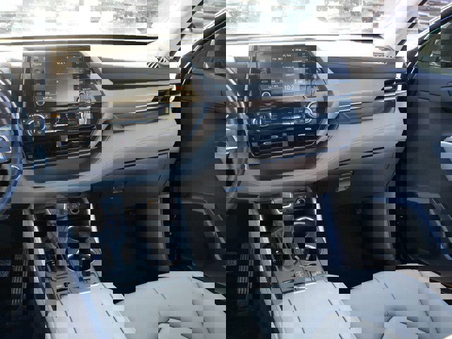 Used 2022 Toyota Highlander XLE image 24