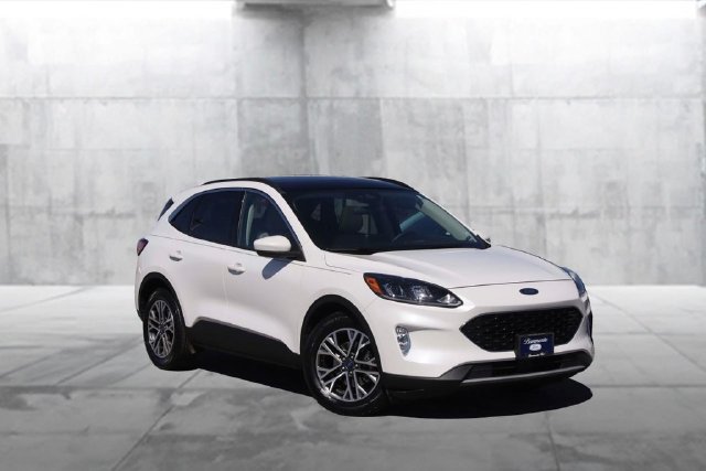 Certified 2020 Ford Escape SEL FWD image 2