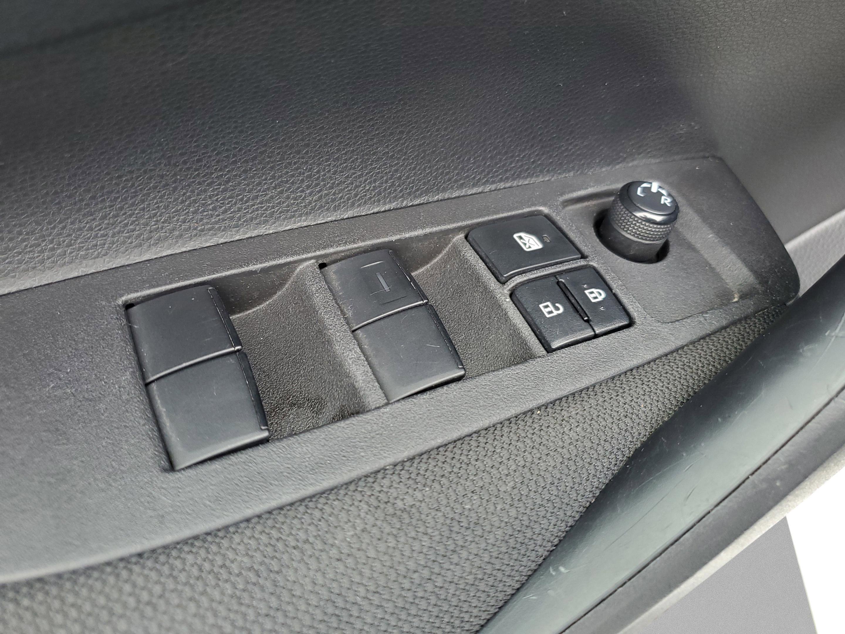 Used 2024 Toyota Corolla LE FWD image 18