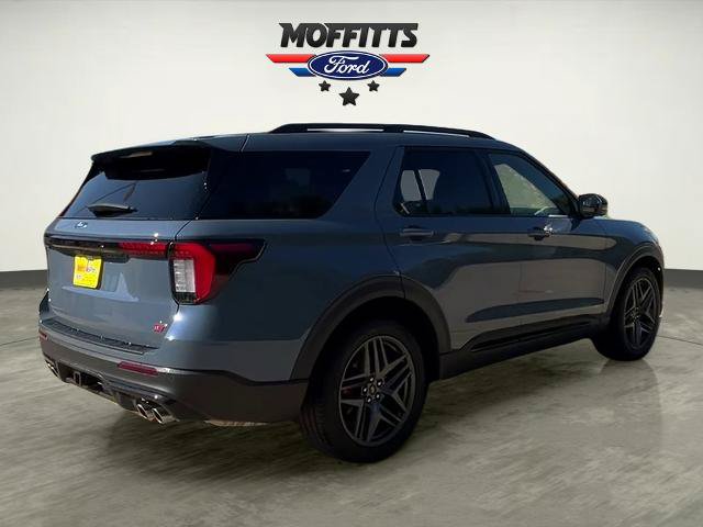 Certified 2025 Ford Explorer ST AWD/4WD image 5