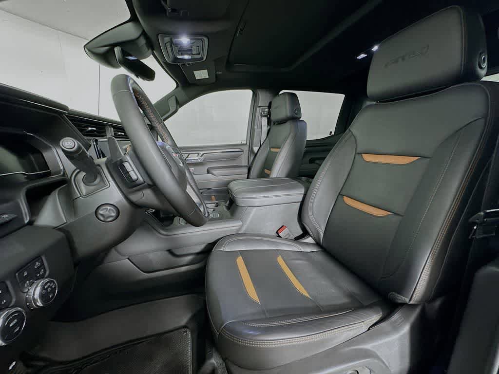 Used 2023 GMC Sierra 1500 AT4 w/ AT4 Premium Package AWD/4WD image 12
