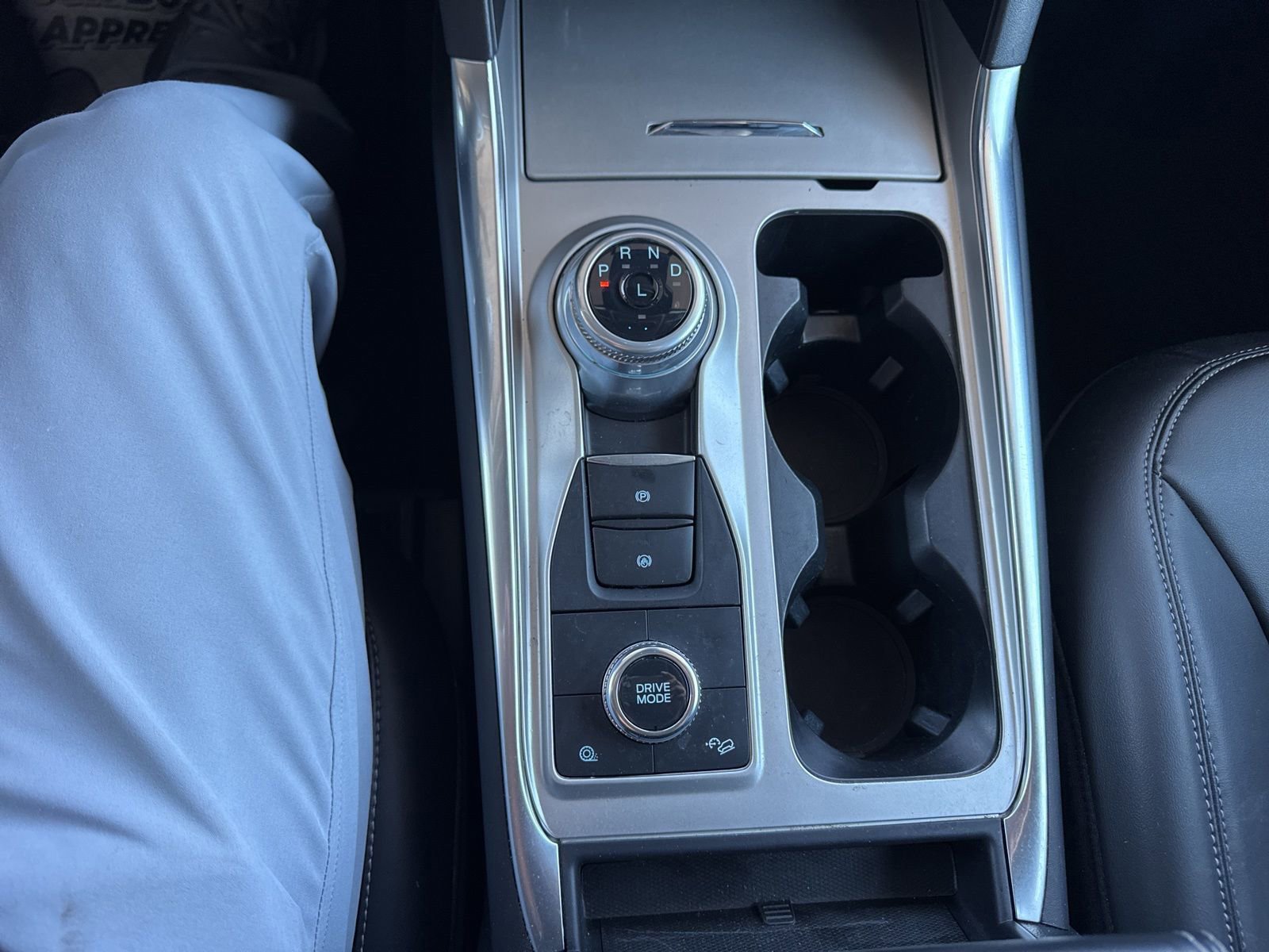 Certified 2023 Ford Explorer XLT w/ Equipment Group 202A image 34