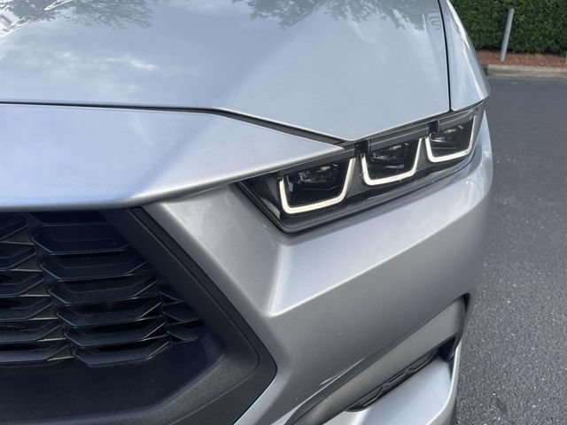 Certified 2024 Ford Mustang Coupe RWD image 32