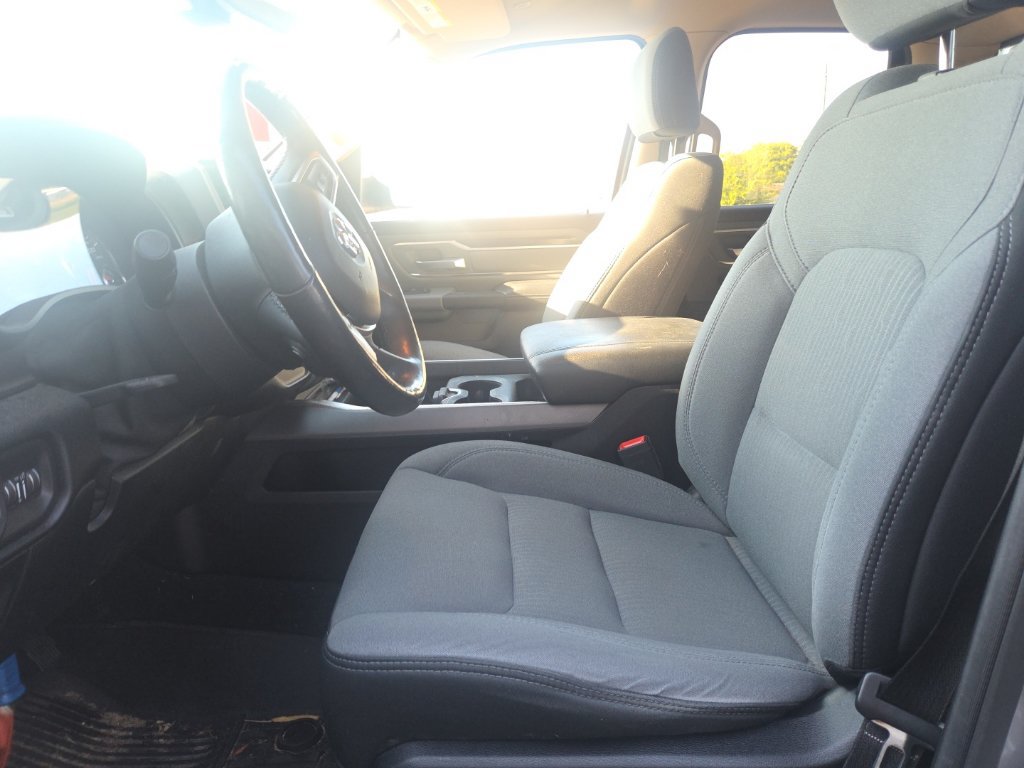 Used 2019 RAM 1500 Big Horn RWD image 27