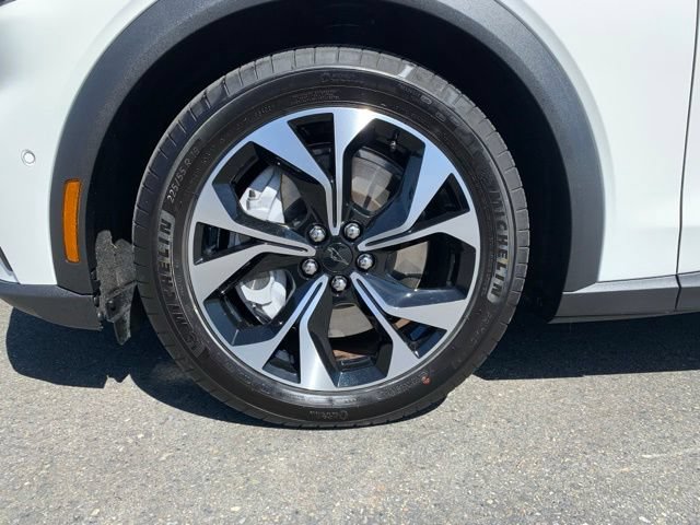 Certified 2024 Ford Mustang Mach-E Select AWD/4WD image 11