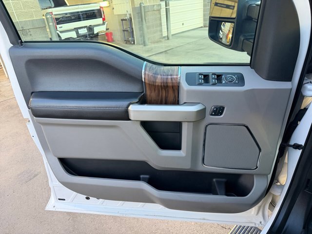Certified 2018 Ford F150 Lariat w/ Equipment Group 502A Luxury AWD/4WD image 13