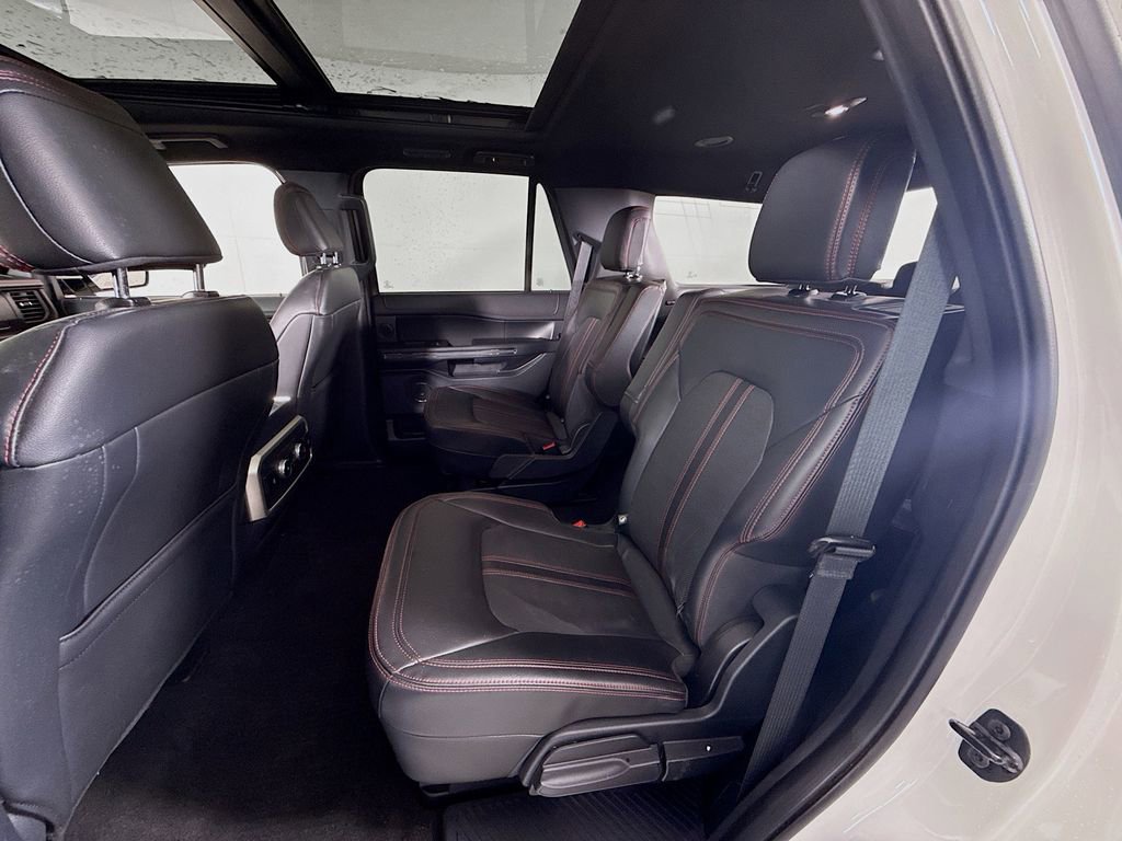 Certified 2024 Ford Expedition Limited AWD/4WD image 4