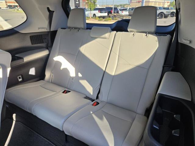 Used 2024 Toyota Grand Highlander AWD Hybrid image 14