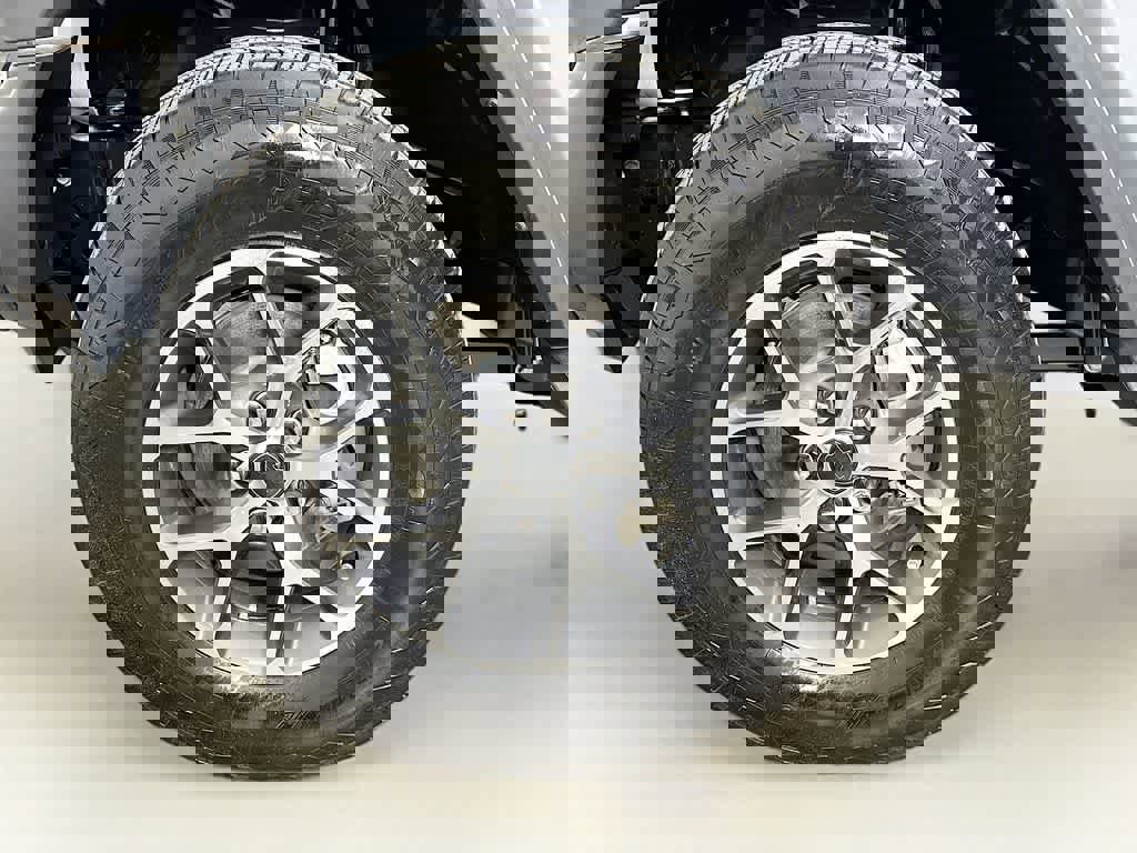 Used 2020 Jeep Wrangler Unlimited Sport image 11