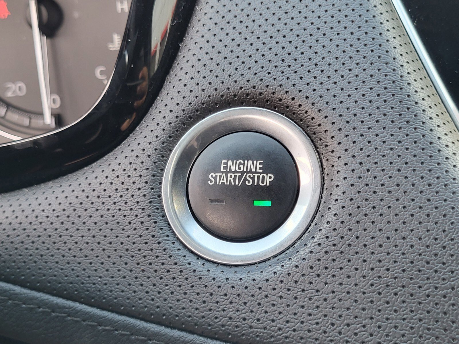 Used 2021 Cadillac XT5 Premium Luxury image 24