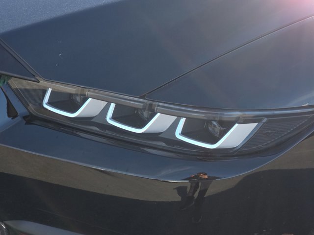 Certified 2024 Ford Mustang Coupe image 9