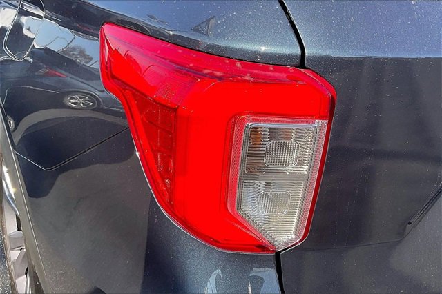 Certified 2022 Ford Explorer XLT w/ Equipment Group 202A image 31
