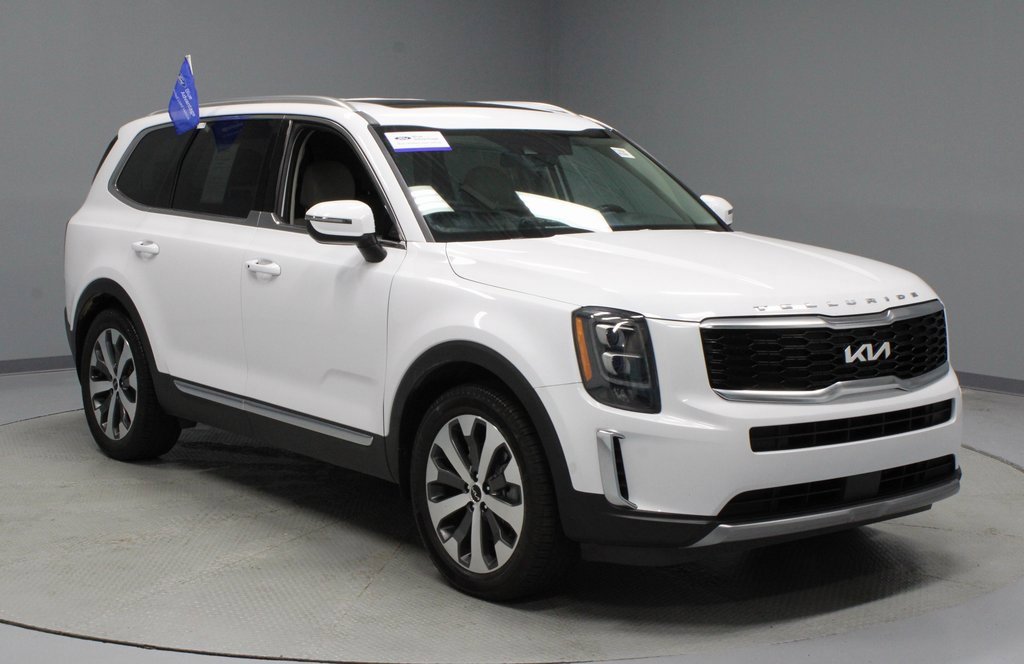 Used 2022 Kia Telluride EX w/ EX Premium Package image 7
